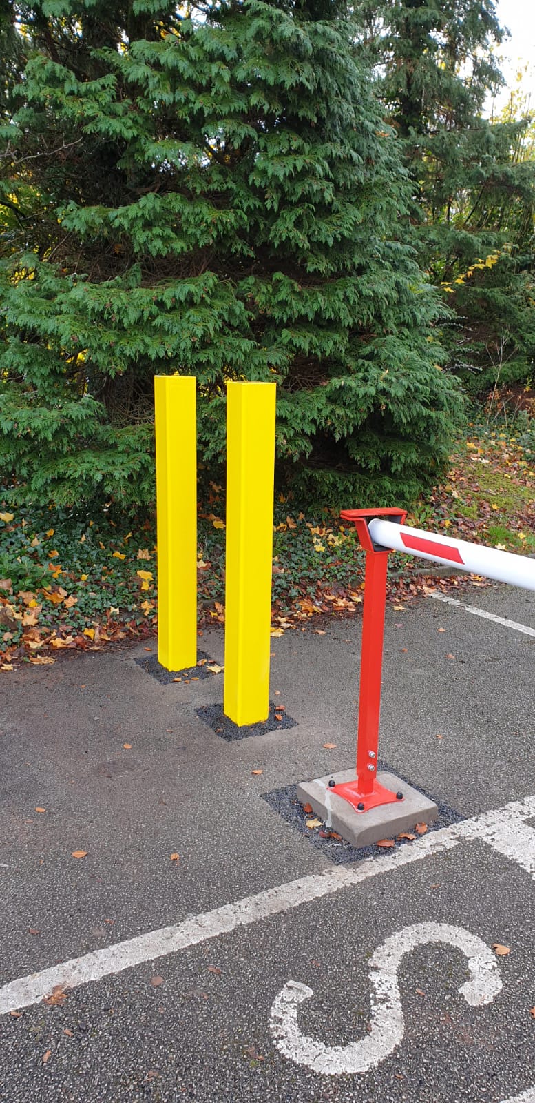 Yellow bollard