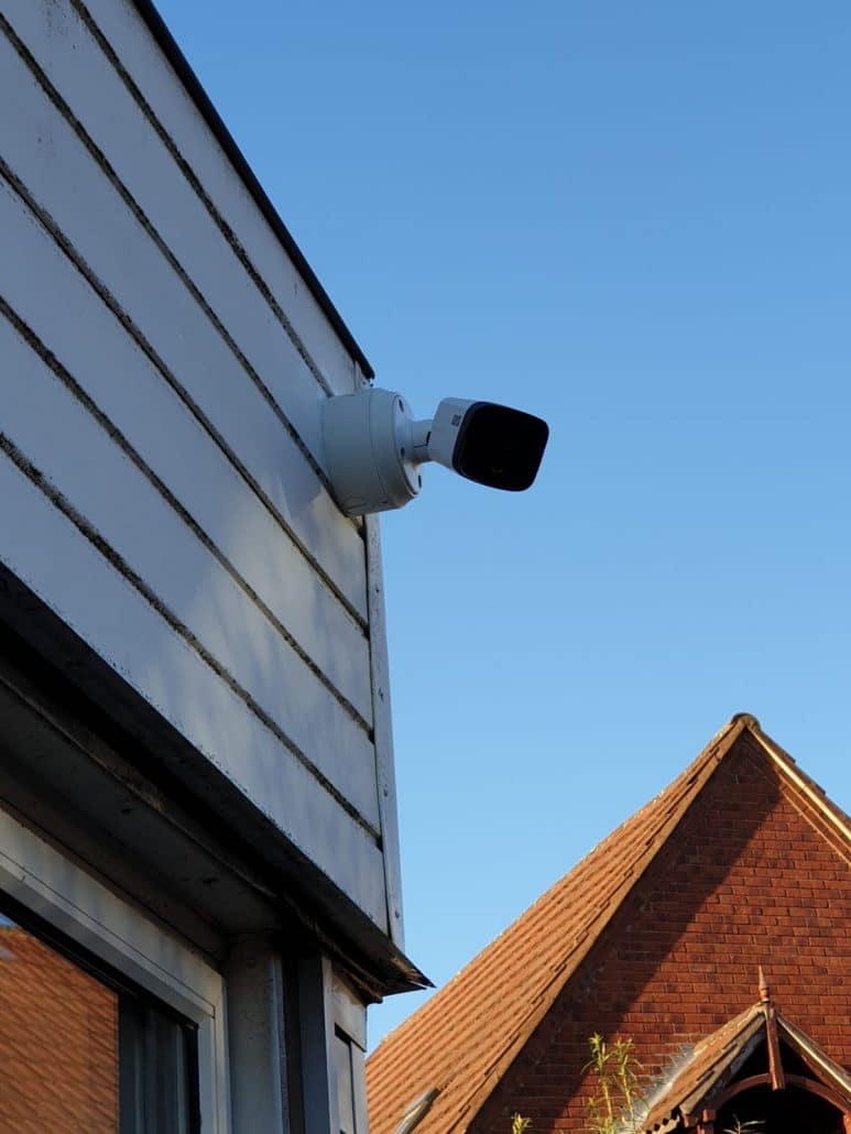 one cctv camera looking outwards