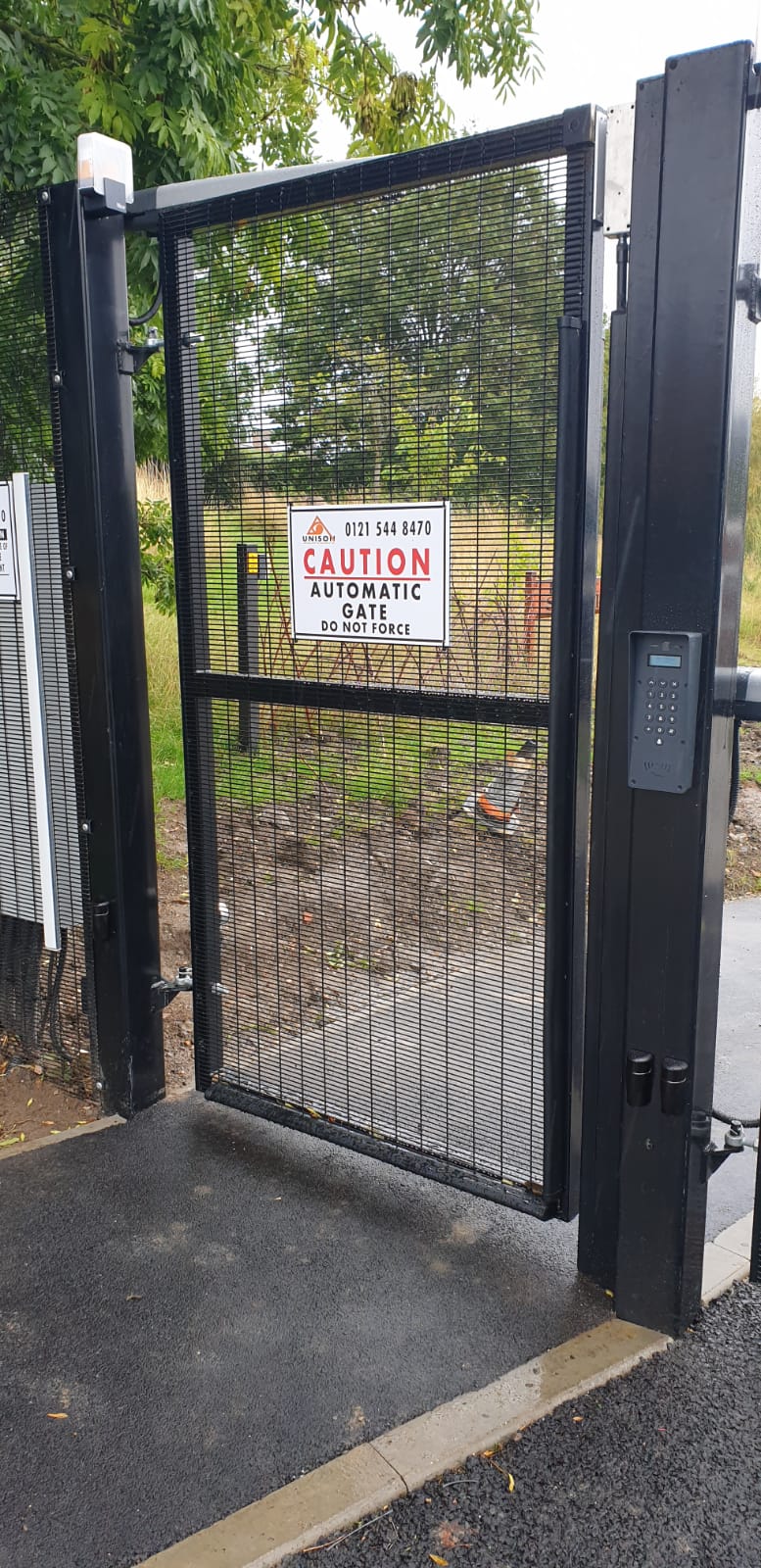 automatic gate installation