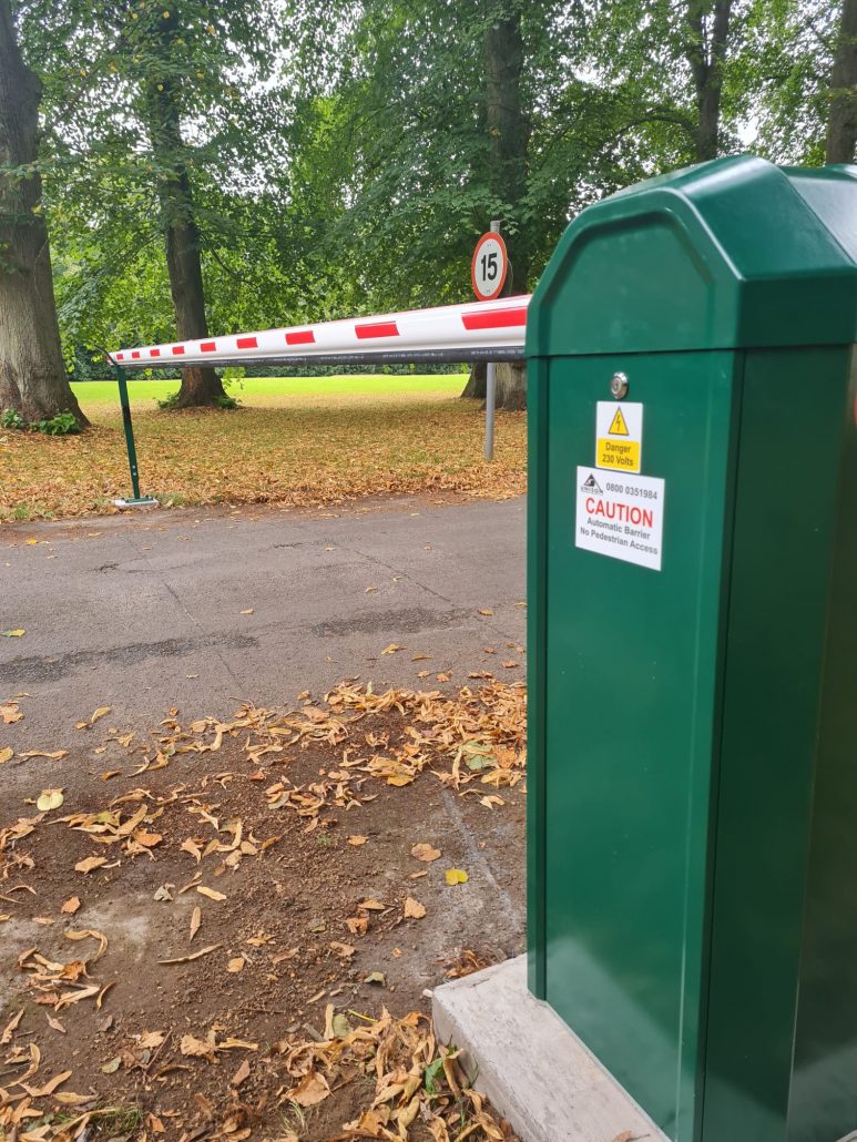 parking barrier arm