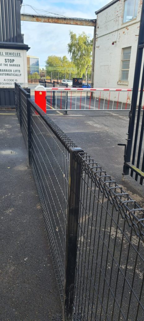 Automated gate with dual access control systems with unison